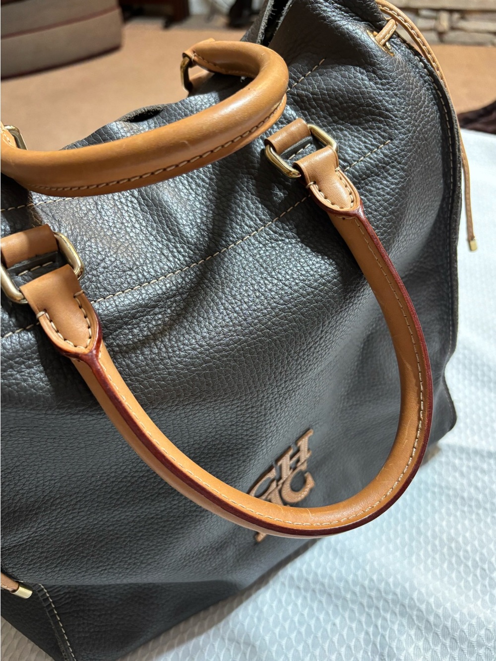 CH Carolina Herrera Black and Tan Leather Tote - Picture 4 of 16